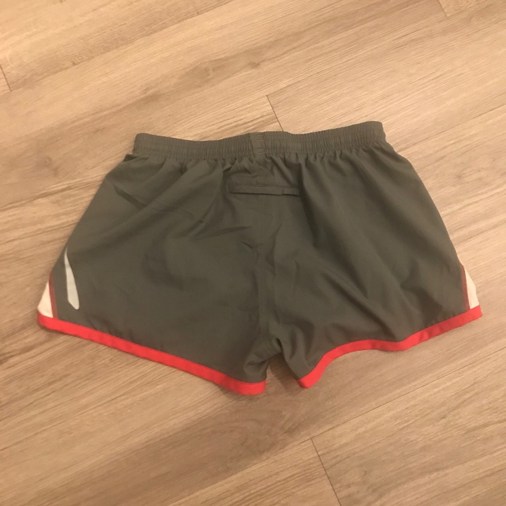 Under Armour shorts - Picture 2 of 2